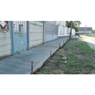 Több mint kétezer méter járda újult meg városunkban Több mint kétezer méter járda újult meg városunkban