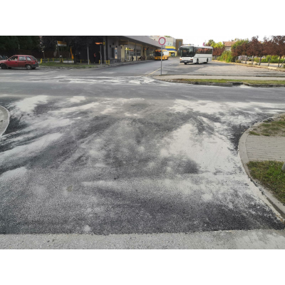 Új aszfalt borítja a Bocskai utca legforgalmasabb szakaszát Új aszfalt borítja a Bocskai utca legforgalmasabb szakaszát