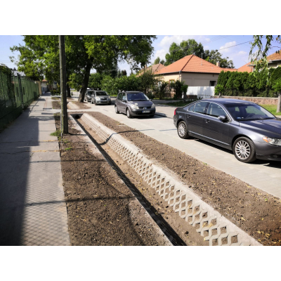 Elkészült a bölcsőde új parkolója Elkészült a bölcsőde új parkolója