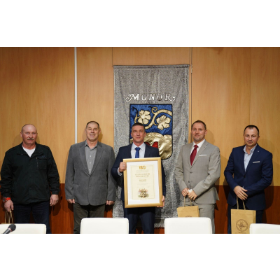 A Magyar Birkózó Szövetség centenáriumi díszoklevelét kapta városunk A Magyar Birkózó Szövetség centenáriumi díszoklevelét kapta városunk