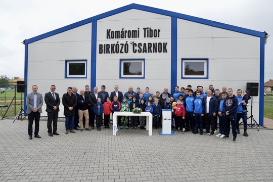 Komáromi Tibor Birkózócsarnok